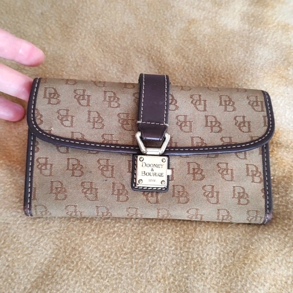 Rare Dooney & Bourke Vintage Brown and Tan Monogram Wallet with Lock Clasp